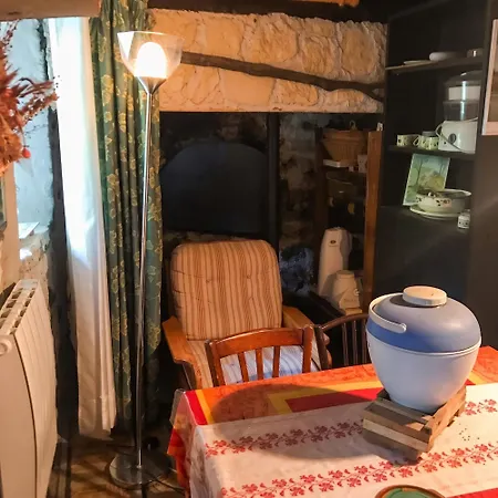 Maison De Charme A Avec Vue Sur La Montagne Nyaraló Vézac
