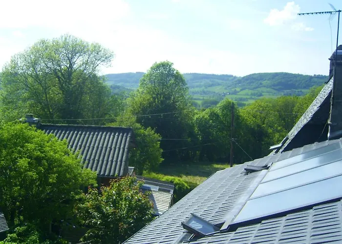 Casa de Férias Maison De Charme à Avec Vue Sur La Montagne Vézac